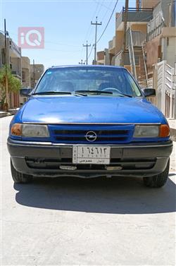 اوبل استرا